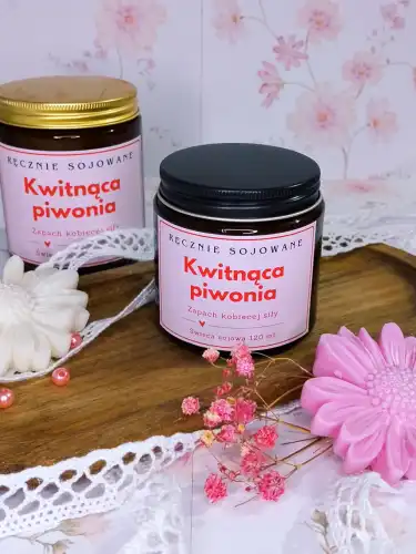 Kwitnaca_piwonia-120-1.webp