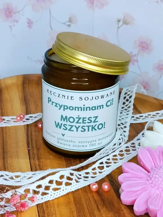 Przypominam_ci_Zielone_jabluszko_180-1.webp